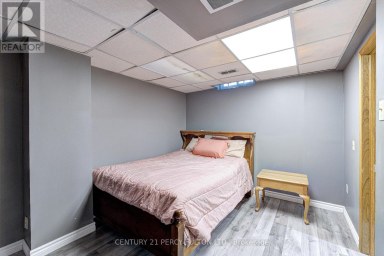 1042 WETHERBY LANE Mississauga (Rathwood) Ontario photo 34