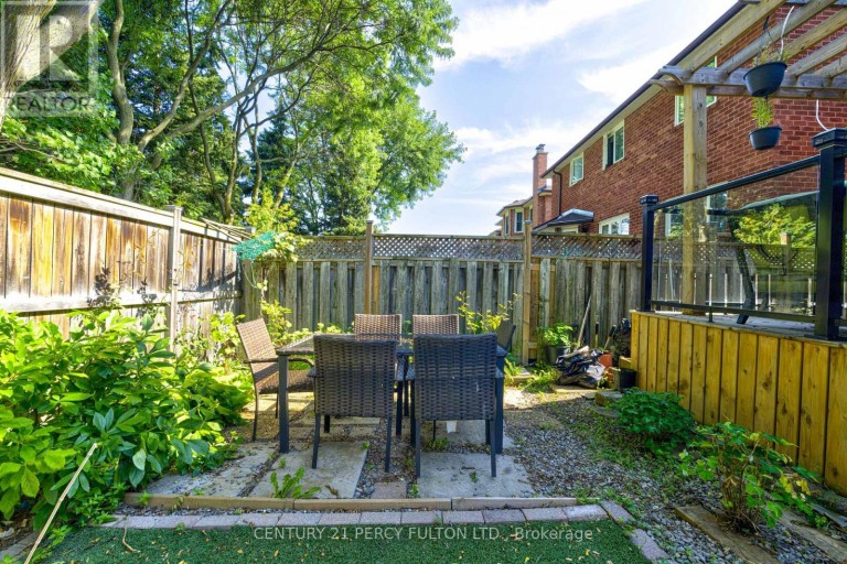 1042 WETHERBY LANE, Mississauga (Rathwood), Ontario, L4W4R8