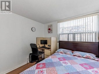 111 - 20 SUNRISE AVENUE Toronto (Victoria Village) Ontario photo 15