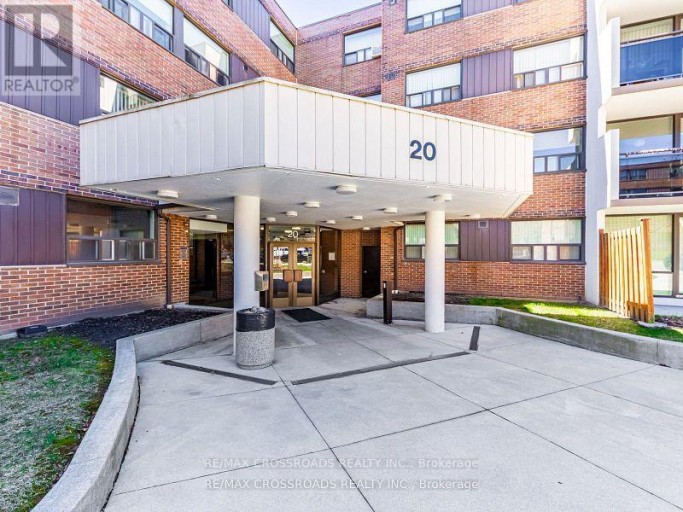 111 - 20 SUNRISE AVENUE, Toronto (Victoria Village), Ontario, M4A2R2