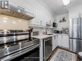 111 - 20 SUNRISE AVENUE Toronto (Victoria Village) Ontario photo 22