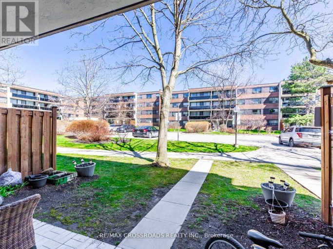 111 - 20 SUNRISE AVENUE, Toronto (Victoria Village), Ontario, M4A2R2