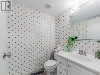 111 - 20 SUNRISE AVENUE Toronto (Victoria Village) Ontario photo 37