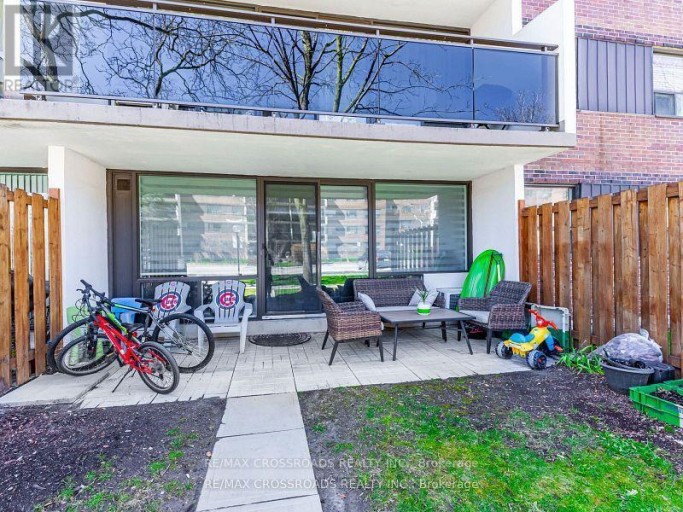 111 - 20 SUNRISE AVENUE, Toronto (Victoria Village), Ontario, M4A2R2