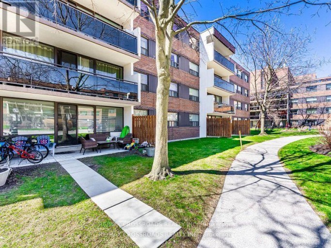111 - 20 SUNRISE AVENUE, Toronto (Victoria Village), Ontario, M4A2R2