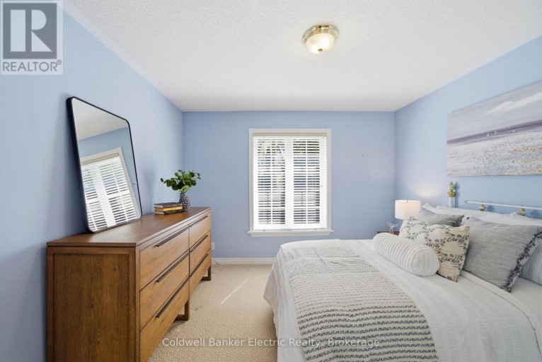 40 - 300 FRANMOR DRIVE, Peterborough (Ashburnham Ward 4), Ontario, K9H7R2