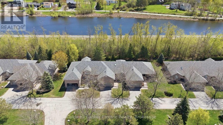 40 - 300 FRANMOR DRIVE, Peterborough (Ashburnham Ward 4), Ontario, K9H7R2