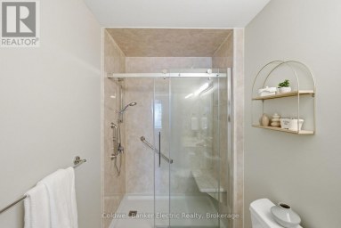 40 - 300 FRANMOR DRIVE Peterborough (Ashburnham Ward 4) Ontario photo 24