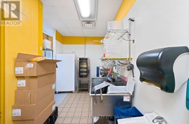 10025 HURONTARIO STREET Brampton (Heart Lake West) Ontario photo 13