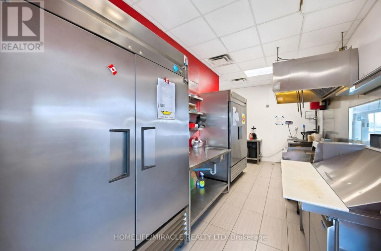 10025 HURONTARIO STREET, Brampton (Heart Lake West), Ontario, L6Z0E6