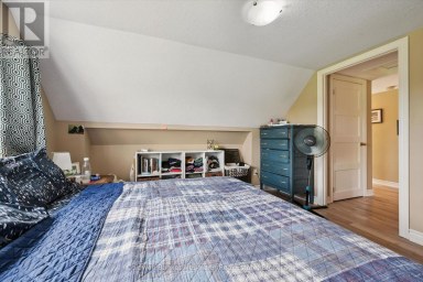 527 STONE ROAD E Guelph (York/Watson Industrial Park) Ontario photo 35