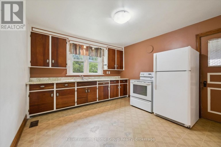 20 WATER STREET W, Centre Wellington (Elora/Salem), Ontario, N0B1S0