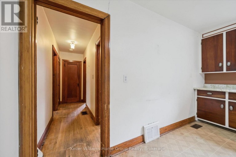 20 WATER STREET W, Centre Wellington (Elora/Salem), Ontario, N0B1S0