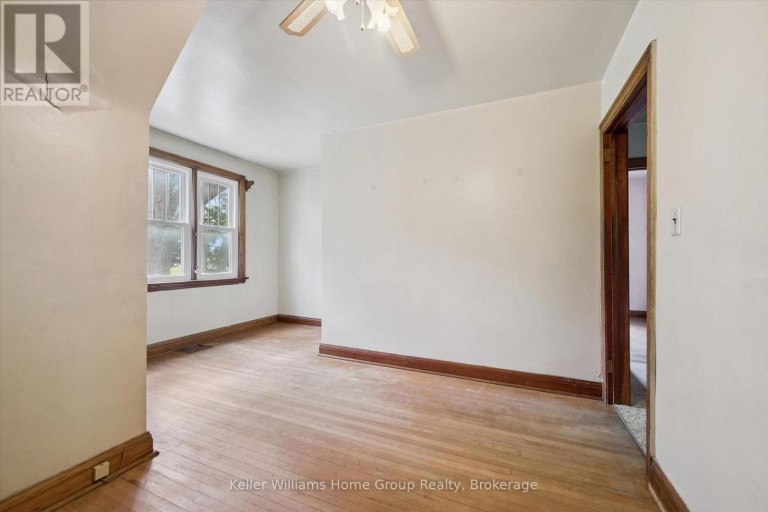 20 WATER STREET W, Centre Wellington (Elora/Salem), Ontario, N0B1S0