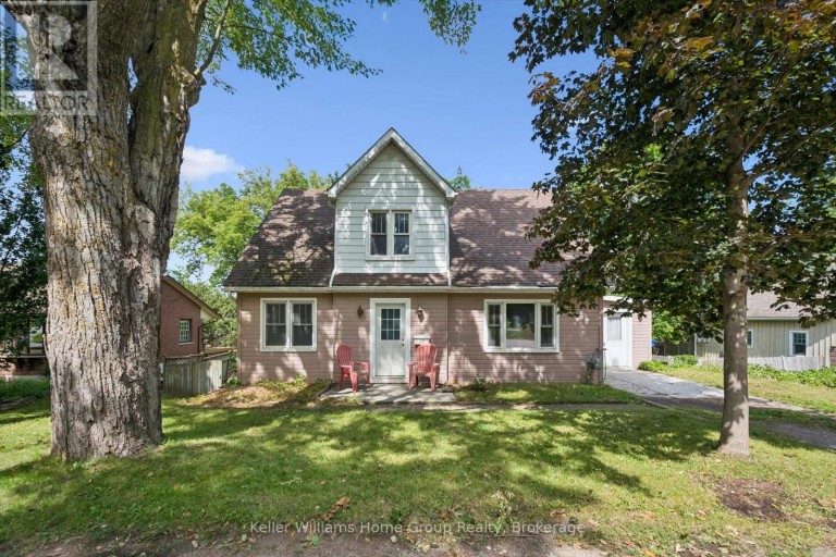20 WATER STREET W, Centre Wellington (Elora/Salem), Ontario, N0B1S0