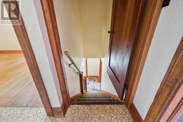 20 WATER STREET W, Centre Wellington (Elora/Salem), Ontario, N0B1S0