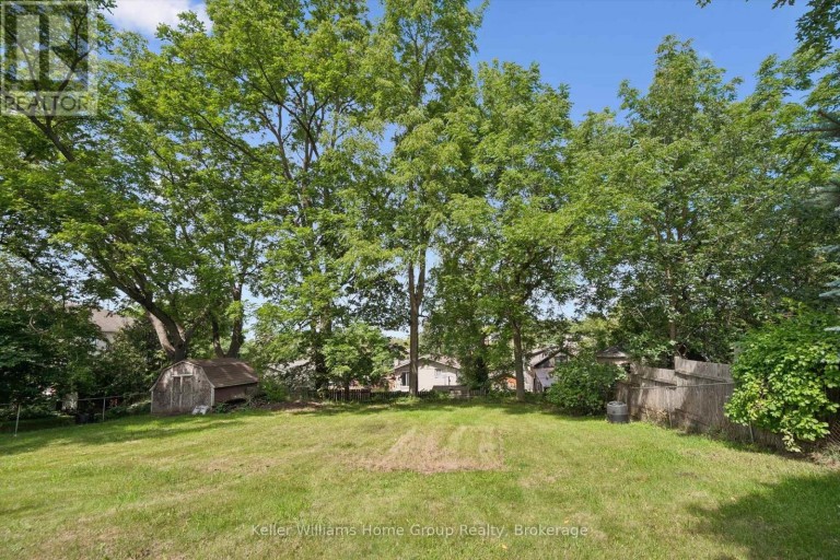 20 WATER STREET W, Centre Wellington (Elora/Salem), Ontario, N0B1S0