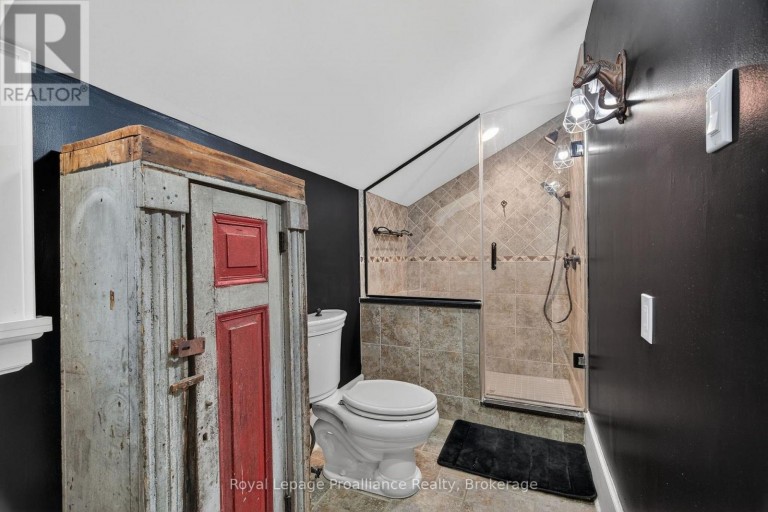 7802 PICCADILLY ROAD, Frontenac (Frontenac Centre), Ontario, K0H1T0