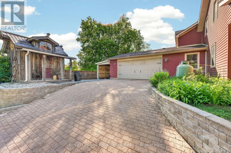 7802 PICCADILLY ROAD, Frontenac (Frontenac Centre), Ontario, K0H1T0