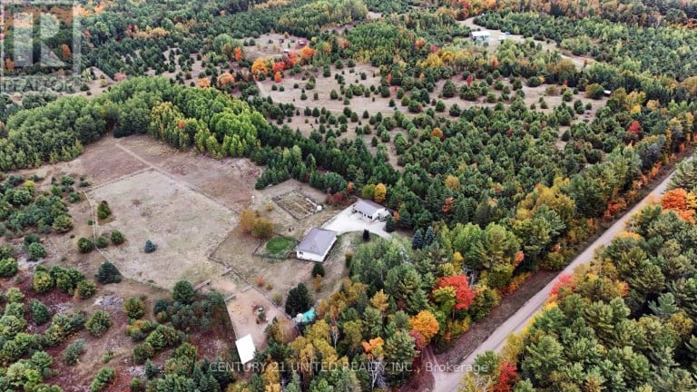 31 MCLEAN ROAD, Hastings Highlands (Monteagle Ward), Ontario, K0L2R0