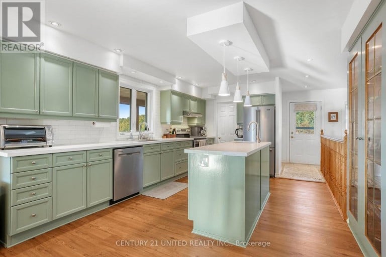 31 MCLEAN ROAD, Hastings Highlands (Monteagle Ward), Ontario, K0L2R0