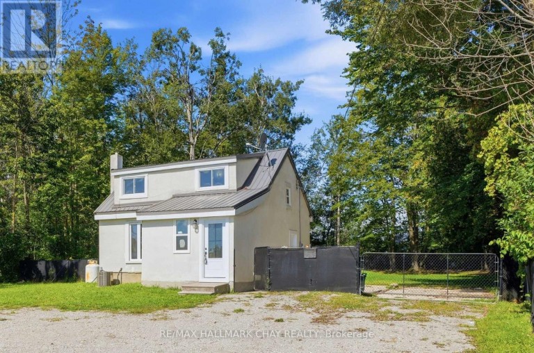 8410 11 HIGHWAY, Severn (Ardtrea), Ontario, L3V6H3