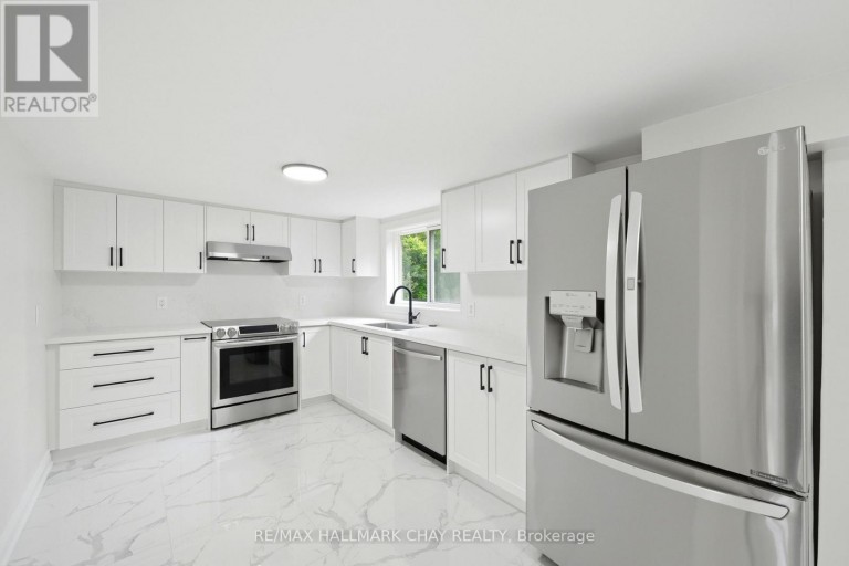 8410 11 HIGHWAY, Severn (Ardtrea), Ontario, L3V6H3