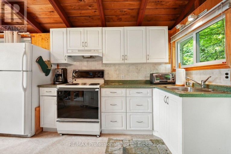 1041 PENNY LANE, Dysart et al (Dysart), Ontario, K0M1S0