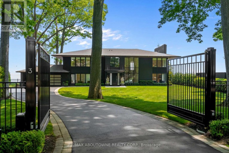 3 ENNISCLARE DRIVE E, Oakville (MO Morrison), Ontario, L6J4N3