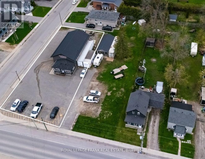 118 QUEEN STREET, Kawartha Lakes (Lindsay), Ontario, K9V1G9