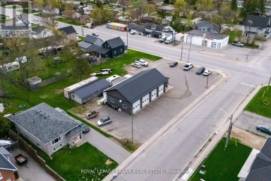118 QUEEN STREET Kawartha Lakes (Lindsay) Ontario photo 2