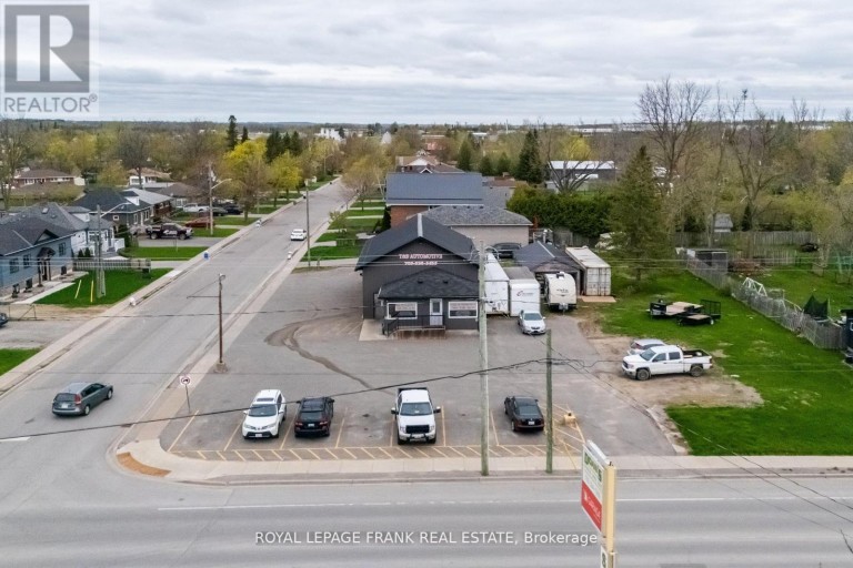 118 QUEEN STREET, Kawartha Lakes (Lindsay), Ontario, K9V1G9