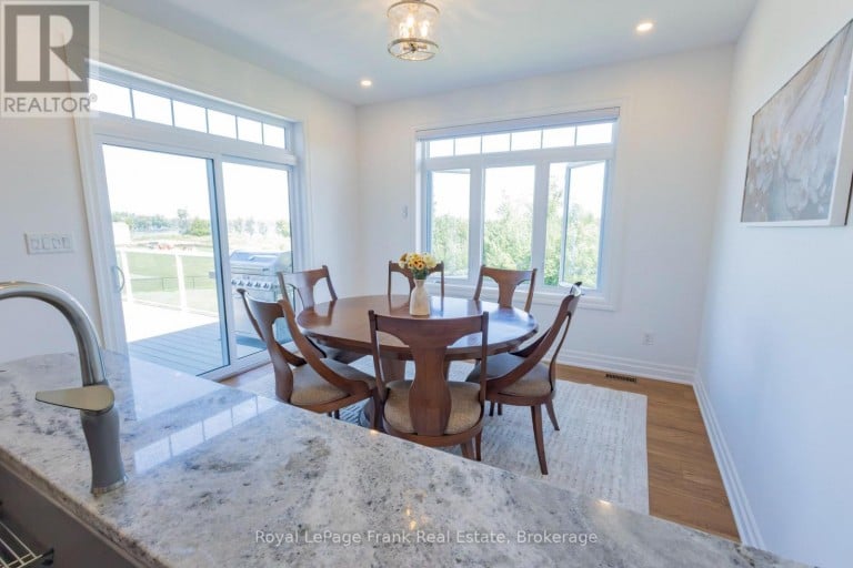 43 LAKEVIEW CRESCENT, Kawartha Lakes (Bobcaygeon), Ontario, K0M1A0