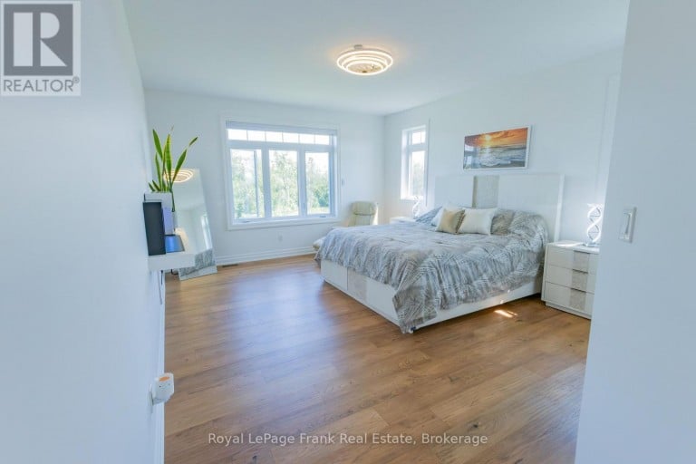 43 LAKEVIEW CRESCENT, Kawartha Lakes (Bobcaygeon), Ontario, K0M1A0
