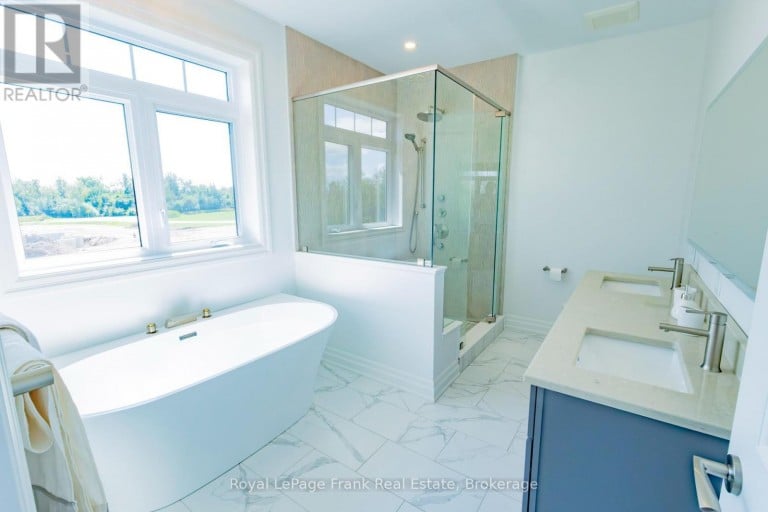 43 LAKEVIEW CRESCENT, Kawartha Lakes (Bobcaygeon), Ontario, K0M1A0