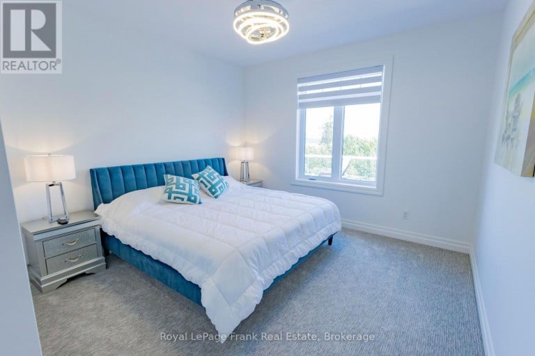 43 LAKEVIEW CRESCENT, Kawartha Lakes (Bobcaygeon), Ontario, K0M1A0
