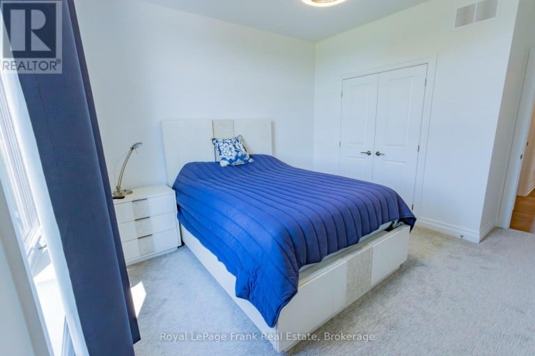 43 LAKEVIEW CRESCENT, Kawartha Lakes (Bobcaygeon), Ontario, K0M1A0