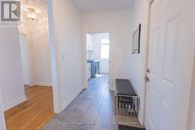 43 LAKEVIEW CRESCENT, Kawartha Lakes (Bobcaygeon), Ontario, K0M1A0
