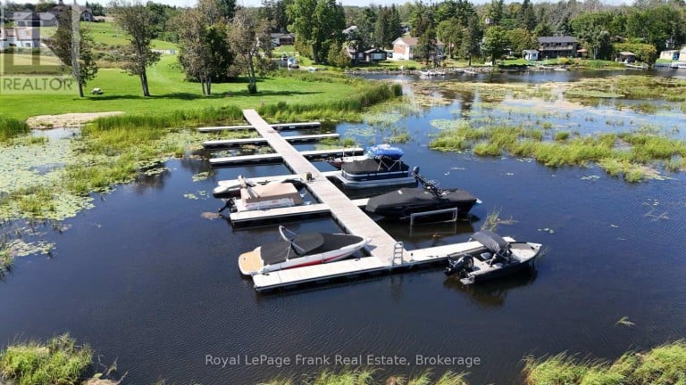 43 LAKEVIEW CRESCENT, Kawartha Lakes (Bobcaygeon), Ontario, K0M1A0