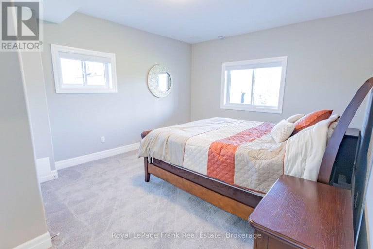 43 LAKEVIEW CRESCENT, Kawartha Lakes (Bobcaygeon), Ontario, K0M1A0