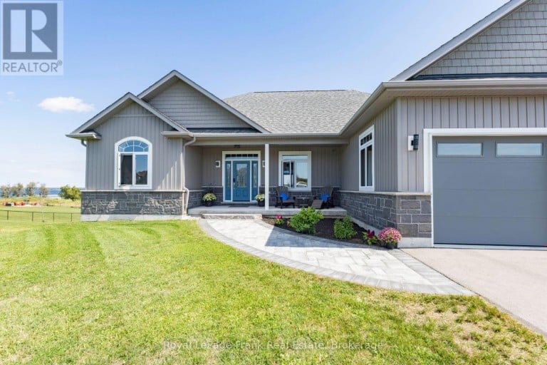 43 LAKEVIEW CRESCENT, Kawartha Lakes (Bobcaygeon), Ontario, K0M1A0
