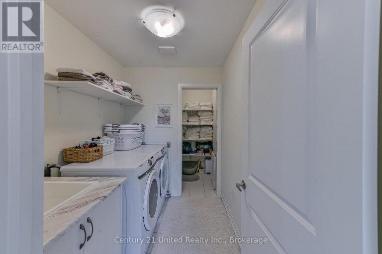 217 FLAVELLE WAY, Peterborough (Monaghan Ward 2), Ontario, K9K0J2