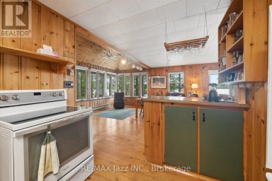 1022 TWO DOGS LANE Algonquin Highlands (Stanhope) Ontario photo 12