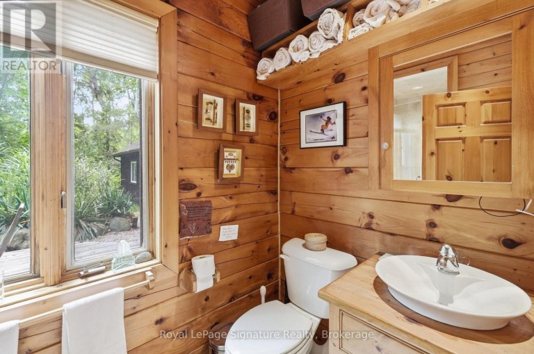 200 TIMMONS STREET, Blue Mountains, Ontario, L9Y3Z2