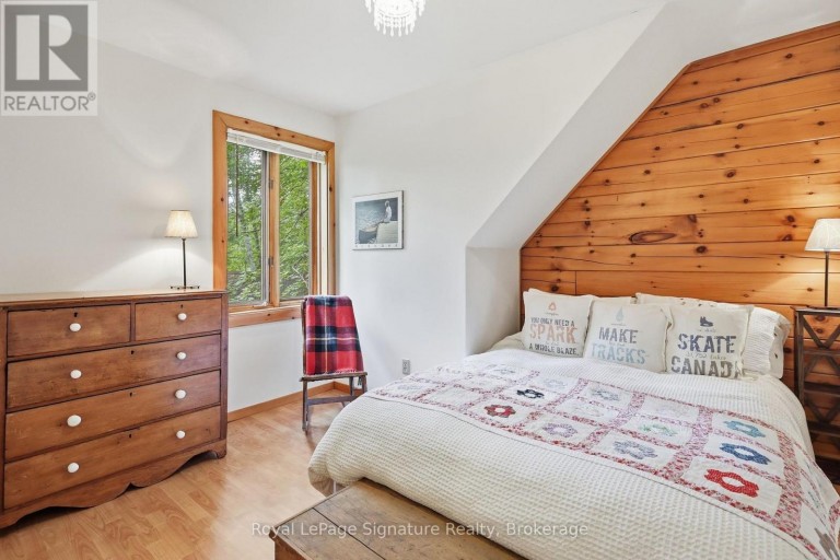 200 TIMMONS STREET, Blue Mountains, Ontario, L9Y3Z2