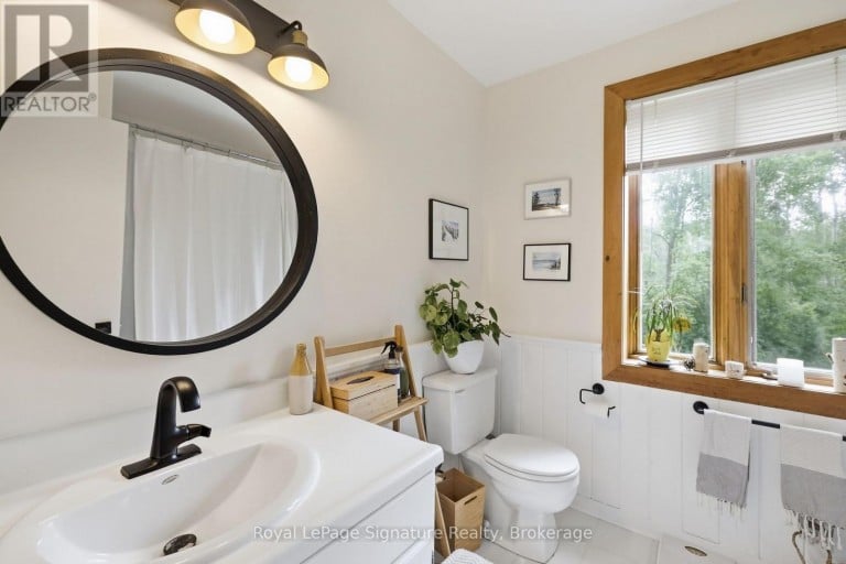 200 TIMMONS STREET, Blue Mountains, Ontario, L9Y3Z2