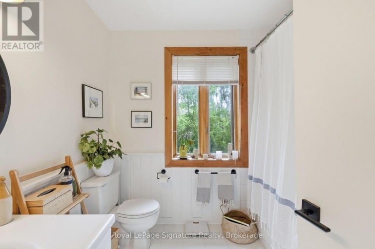 200 TIMMONS STREET, Blue Mountains, Ontario, L9Y3Z2
