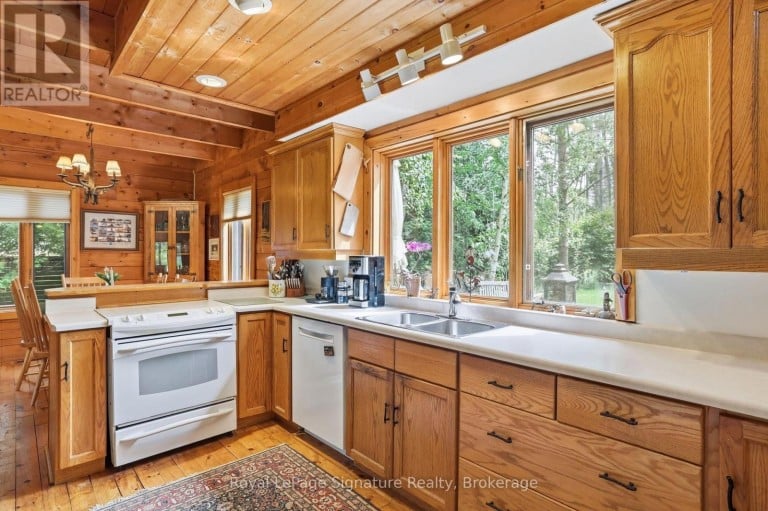 200 TIMMONS STREET, Blue Mountains, Ontario, L9Y3Z2