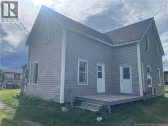190 Rue Principale Pointe-Verte New Brunswick photo 1