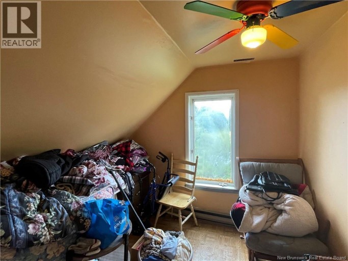 190 Rue Principale, Pointe-Verte, New Brunswick, E8J2W8